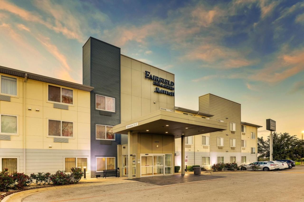 Fairfield Inn & Suites By Marriott Fort Worth I-30 West Near Nas Jrb מראה חיצוני תמונה